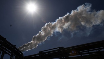 Показатели загрязнения воздуха на севере Крыма за сутки снизились в 1,5-2 раза