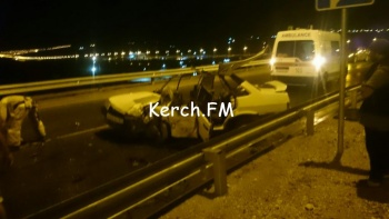Путепровод по ШГС в Керчи частично перекрыт из-за аварии с пострадавшими