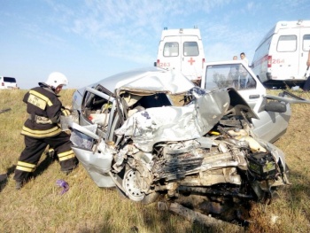 В Крыму в аварии с рейсовым автобусом погибли пятеро