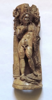 Новости » Общество: Уникальную костяную статуэтку бога Гарпократа нашли на раскопках в Керчи