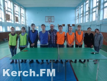 В Керченском техникуме прошел турнир по настольному теннису