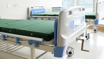 Новости » Общество: Больницы Керчи ожидает модернизация?