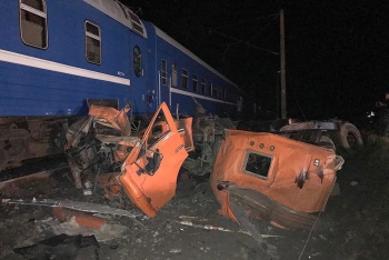 Новости » Криминал и ЧП: На Кубани поезд столкнулся с грузовиком, пострадали 17 человек