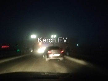 Новости » Криминал и ЧП: Утром на выезде из Керчи произошла авария