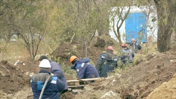 В Керчи к дому для депортированных граждан подвели электроэнергию