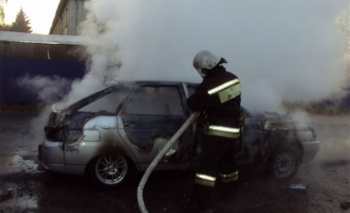 В Керчи вчера горел «ВАЗ 2110»