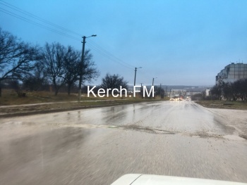 Керчане просят заасфальтировать траншею на Куль-Обинском шоссе