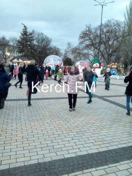 На площади Ленина в Керчи прошли гуляния