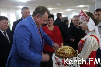 Новости » Культура: Делегация из Перми прибыла в Керчь