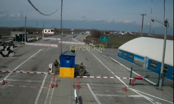 Пограничники временно приостановили движение автотранспорта через пункт пропуска «Джанкой»