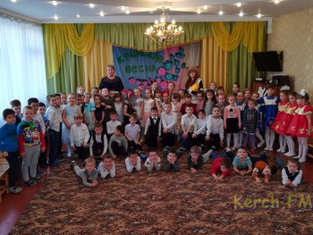 Ты репортер: На крымский праздник в детский сад пришел Кот Мостик