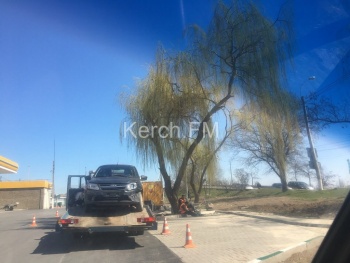 В Керчи снова произошло ДТП перед Горьковским мостом