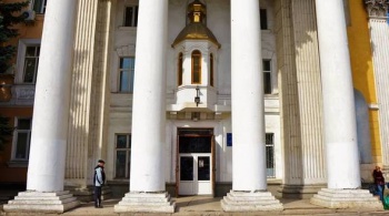 Спец комиссия будет решать, передавать ли госимущество Крыма религиозным организациями
