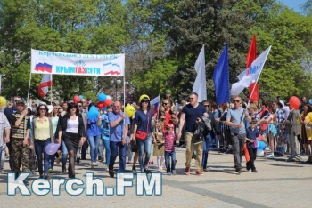 Новости » Общество: Керчан зовут на Первомайскую демонстрацию