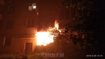 Сегодня ночью в Керчи сгорела квартира в многоэтажке