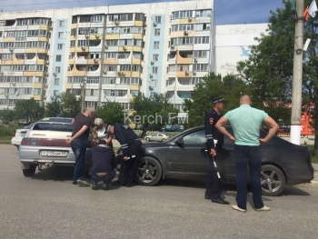 Новости » Криминал и ЧП: На Ворошиловском кольце произошла авария