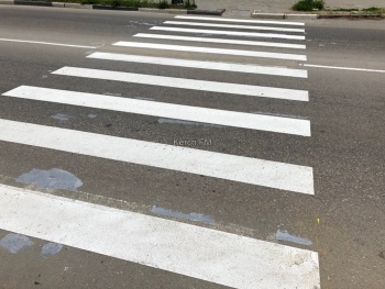 В Аршинцево наносят разметку «пешеходные переходы»