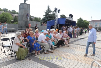 Не ударить в грязь лицом: в Керчи готовятся к торжеству