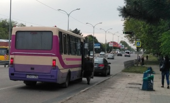 Новости » Общество: Более 2 тысяч пассажиров без билетов нашли в крымских автобусах