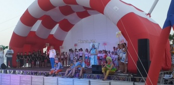 Международный танцевальный фестиваль «Арт-Поток» стартовал в Керчи