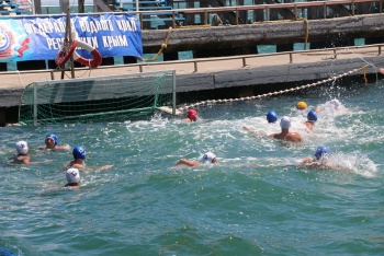 Еще одни соревнования по водному поло пройдут в Керчи