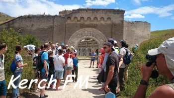 Крепость Керчь приглашает желающих на бесплатную экскурсию