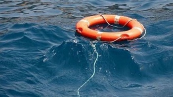 В воскресенье в Крыму спасли мужчину и малышку на воде