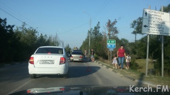 На грифонах в Керчи автомобилисты в ДТП  «сообразили на троих»