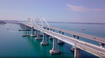 Новые рекорды Крымского моста - 35 989 машин за сутки