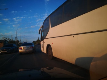 Рейсовый автобус «Севастополь-Керчь» попал в аварию под Феодосией