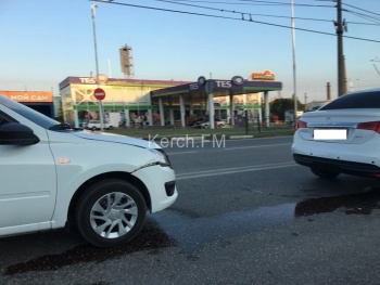 Вчера вечером на Камыш-Бурунском шоссе произошла авария