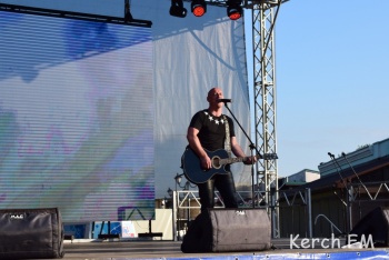 Новости » Общество: Керчан приглашают на фестиваль популярной музыки «Тебе, мой Крым»