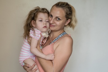 Новости » Милосердие: Четырехлетней Ангелине Авдюковой снова нужна помощь керчан