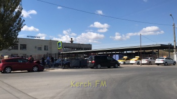 Уже не смешно: на автовокзале в Керчи опять произошло  ДТП
