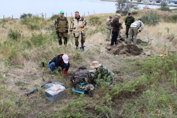 Новости » Общество: На территории Крепости Керчь нашли останки советских солдат