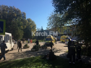 Новости » Общество: Некоторые пострадавшие в трагедии в политехе Керчи еще не вернулись домой