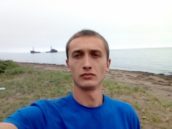 Новости » Общество: Молодого парня, подозреваемого в жестоком убийстве, ищут в Крыму