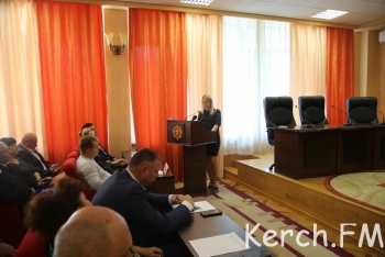 Новости » Общество: Депутаты Керчи в понедельник соберутся на внеочередную сессию
