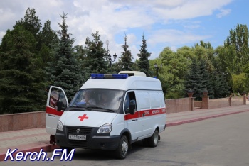 Новости » Общество: В Крыму не хватает около 50 бригад скорой помощи