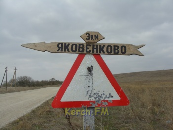 Ты репортер: Военные машины окончательно разбили дорогу в Яковенково под Опуком