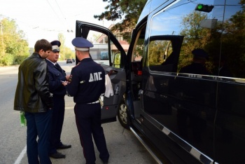 Уже 1,5 тыс нарушений нашли полицейские Крыма на пассажирском транспорте с июля