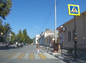 Многократные нарушения водителей в Керчи попали на регистратор