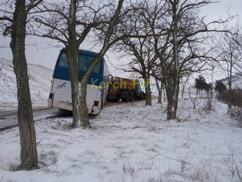 На некоторых дорогах Крыма введут ограничения зимой в снег и гололед