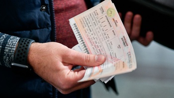 Билеты на первый поезд в Крым в Москве раскупили на 90%