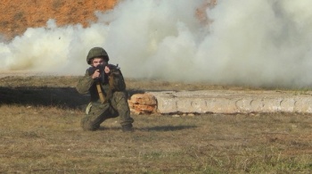 Новости » Общество: Новобранцы ЧФ проводят учения на крымских полигонах