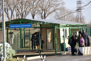 Новости » Общество: На границе Крыма задержали разыскиваемого уроженца одной из стран Средней Азии