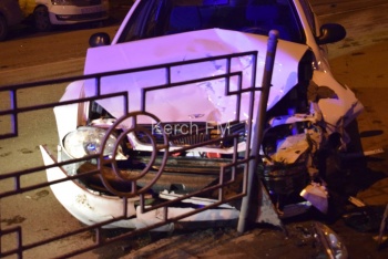 На Свердлова в Керчи произошла серьёзная авария