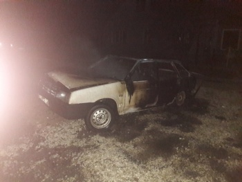 В Крыму сгорел автомобиль