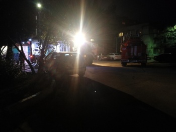 Новости » Общество: На пожаре в Ялте  вчера эвакуированы 12 человек