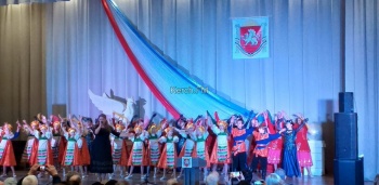 День Республики Крым отметили  в Керчи концертом